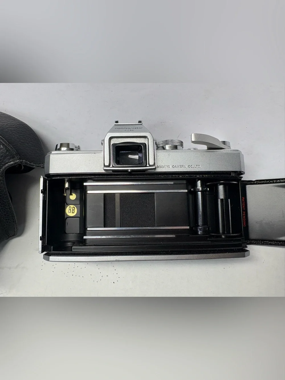 Mamiya/Sekor 1000 DTL  35 mm Camera Body + Case NO LENS
